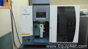 Espectrómetro de Absorción Atómica Varian Varian AA 240FS