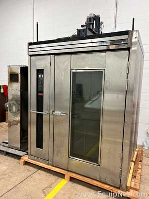 LBC烘焙设备,Inc . LRO 2 g双机架炉面包店项目