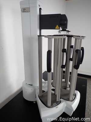 Empilhadora e Manipuladora de MicroPlaca Perkin Elmer Twister 3