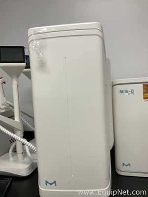 Sistema de Purificación y Destilación de Agua Mili-Q  IQ 7015