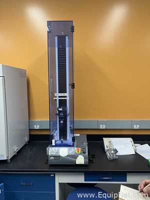 Instron 3343 1000 Newton Tensile Tension and Compression Tester