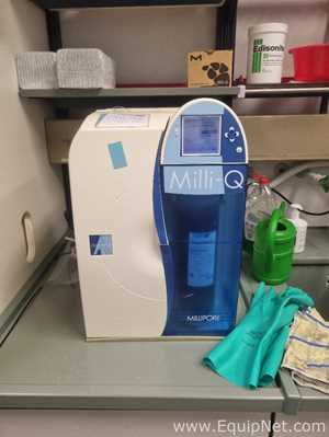 Equipamento Analíticos Millipore Millie Q Advantage