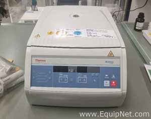 Equipo analítico Thermo Scientific Medifuge