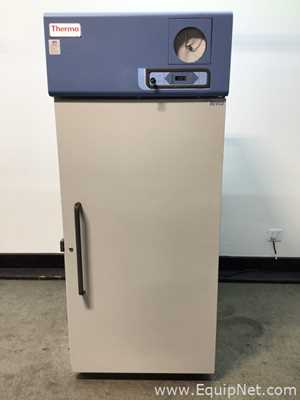 Unidade de Refrigeração Thermo Scientific REL3004A22