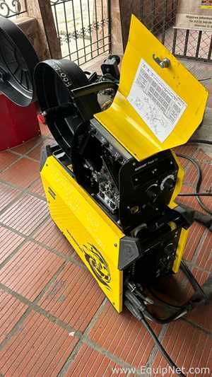 ESAB Welding Co Warrior 350i MV CC CV Solder Equipment
