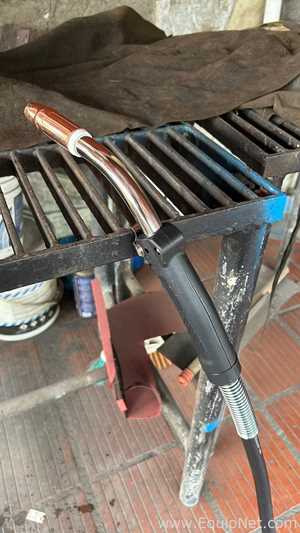 ESAB Welding Co Warrior 350i MV CC CV Solder Equipment