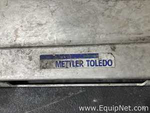 Mettler Toledo Deckmate Floor Scale With Avery Weigh-Tronix Controller