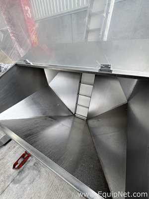 MBF Capmatic 240/3P Cider Plug Capper With Feeding Conveyor