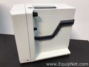 Buchi Labortechnik AG R-210 Evaporator With V-300 Vacuum Pump