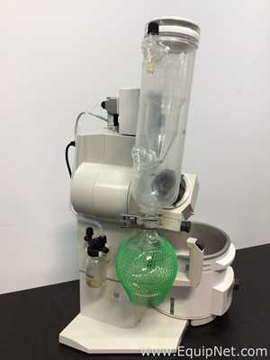 Buchi Labortechnik AG R-210 Evaporator With Vacuum Pump V-700