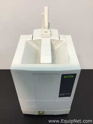 Buchi Labortechnik AG R-210 Evaporator With Vacuum Pump V-700