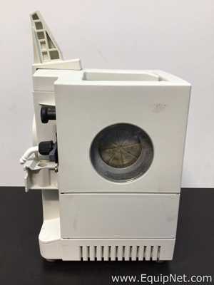 Buchi Labortechnik AG R-210 Evaporator With Vacuum Pump V-700