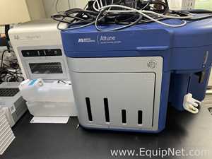 Applied Biosystems Attune Focusing Cytometer with Life Technologies NXT Gen Autosampler