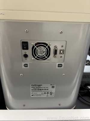 Applied Biosystems Attune Focusing Cytometer with Life Technologies NXT Gen Autosampler