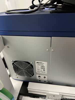 Applied Biosystems Attune Focusing Cytometer with Life Technologies NXT Gen Autosampler
