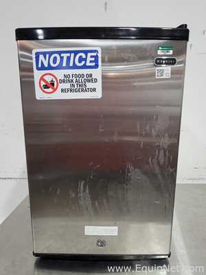 Unidade de Refrigeração Whynter LLC  CUF-210SSa