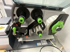 Empilhadora e Manipuladora de MicroPlaca Agilent Technologies BenchCel 2R