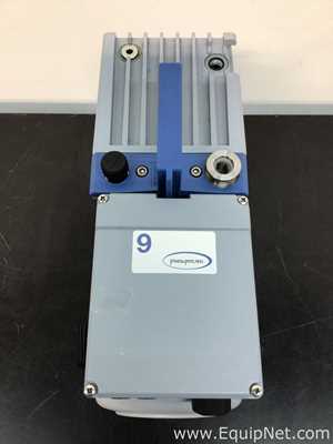 Vacuubrand RE 6W Single-Stage Rotary Vane Vacuum Pump