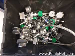 lote de  12 Regulador Swagelok KCY1FRF412A90000