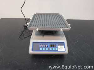 Thermo Scientific Compact Digital Rocker