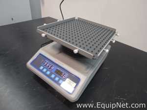 Thermo Scientific Compact Digital Rocker