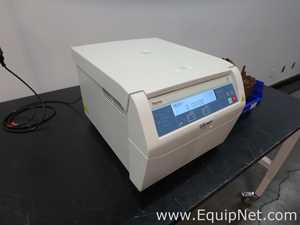 Centrífuga para laboratorio Thermo Scientific Sorvall ST8