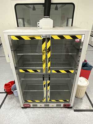 LTE Scientific 322/0109/00 1000 Litre 60C Laboratory Drying Cabinet with Circulation Fan