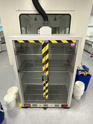 LTE Scientific 322/0109/00 1000 Litre 60C Laboratory Drying Cabinet with Circulation Fan