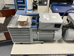 Vacuubrand RE 6W Vacuum Pump