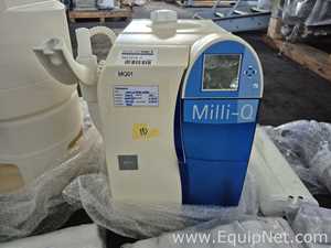 Merck Milli Q Direct with Reservoir Tank and Accessories - Lab Crate No 4