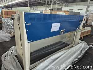 Kewaunee Scientific Supreme Air Laboratory Fume Hood - Lab Crate Mo 11