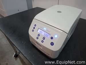 Centrífuga para laboratorio Eppendorf 5425