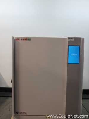 Incubadora Liconic Instruments STX220
