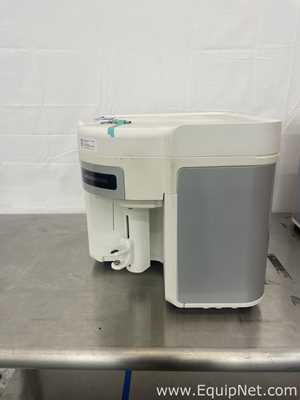 Life Technologies Attune NxT Acoustic Focusing Flow Cytometer w/ Attune Autosampler NxT Gen