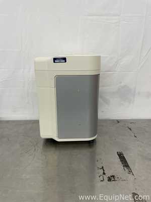 Life Technologies Attune NxT Acoustic Focusing Flow Cytometer w/ Attune Autosampler NxT Gen