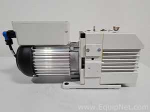 Bomba de Laboratorio Leybold D4B