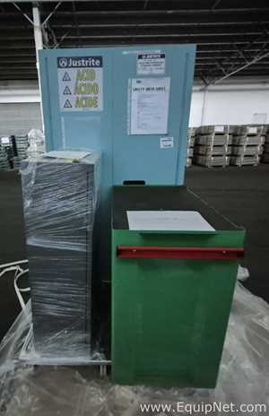Lot of Storage Cabinets with Tools and Fittings - Pallet No 109