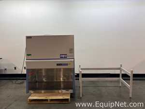 Thermo Fisher Scientific 1375 1300 Series A2 4Ft Biological Safety Cabinet with Stand
