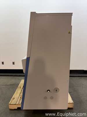 Thermo Fisher Scientific 1375 1300 Series A2 4Ft Biological Safety Cabinet with Stand