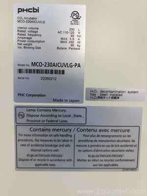 PHCBI MCO-230AICUVLG-PA Cell-IQ Double Stacked CO2 Incubator With 2 H2O2 Generators