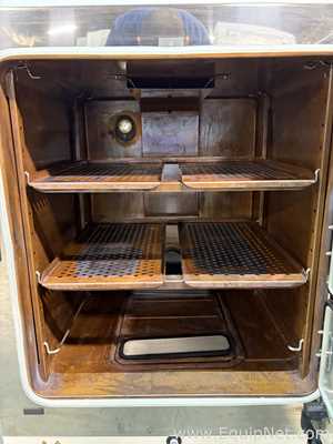 Thermo Scientific HERAcell Vios 250i CO2 Incubator