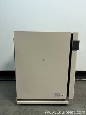 Thermo Scientific HERAcell Vios 250i CO2 Incubator