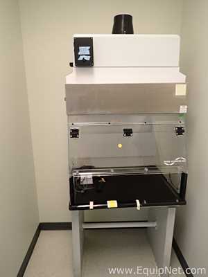 Flow Sciences FS11300 Workstation Flow Hood with Extractor Blower