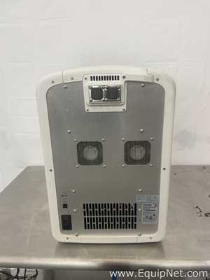 Gerador de Imagens Invitrogen iBright FL1500 Instrument
