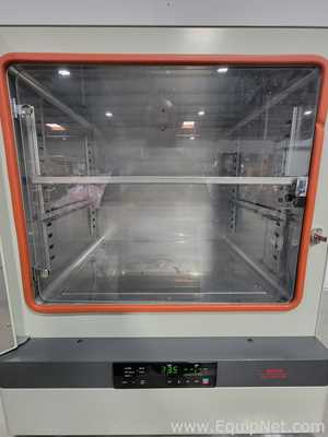 Sanyo MIR-262 Incubator