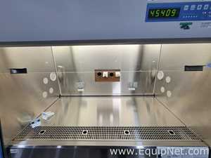 Cabina de Seguridad Biológica Thermo Scientific 1375