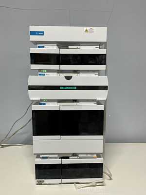 HPLC Agilent Technologies 1290 Infinity II Series