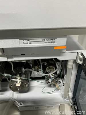HPLC Agilent Technologies 1290 Infinity II Series
