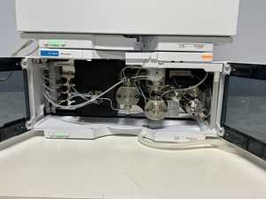 HPLC Agilent Technologies 1290 Infinity II Series