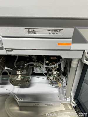 HPLC Agilent Technologies 1290 Infinity II Series